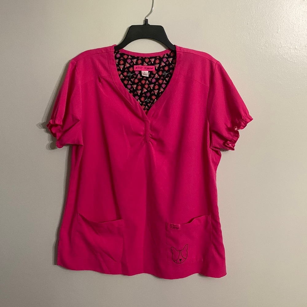 Betsey Johnson pink scrub top with ruffled sleeves in large